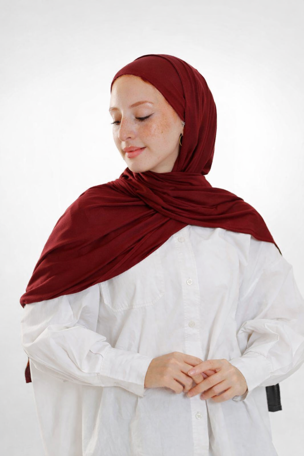 شال قطن مع قمطة ربط بنفس اللون – مريح وثابت